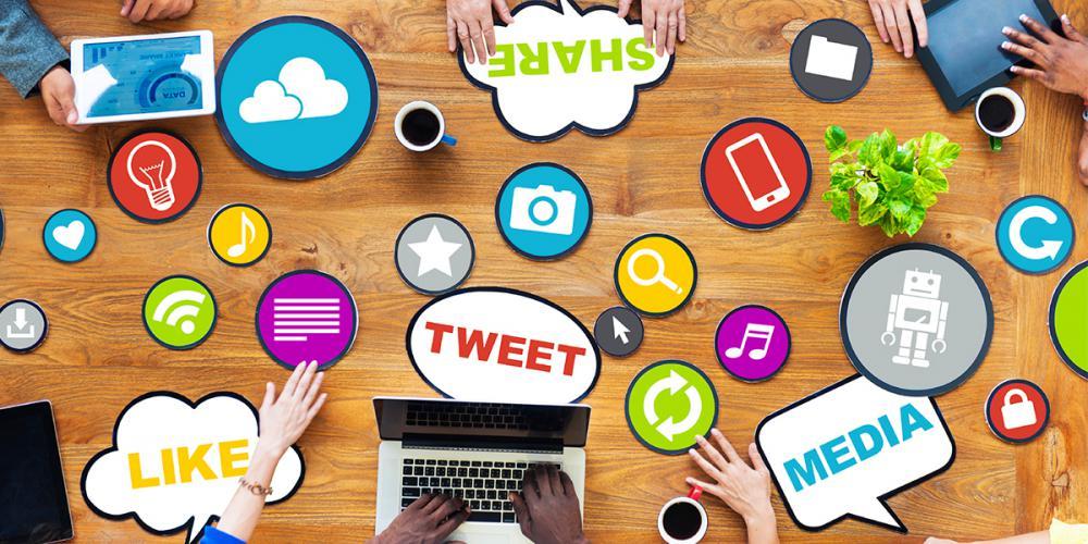 REDES SOCIALES Y EMPRESA
